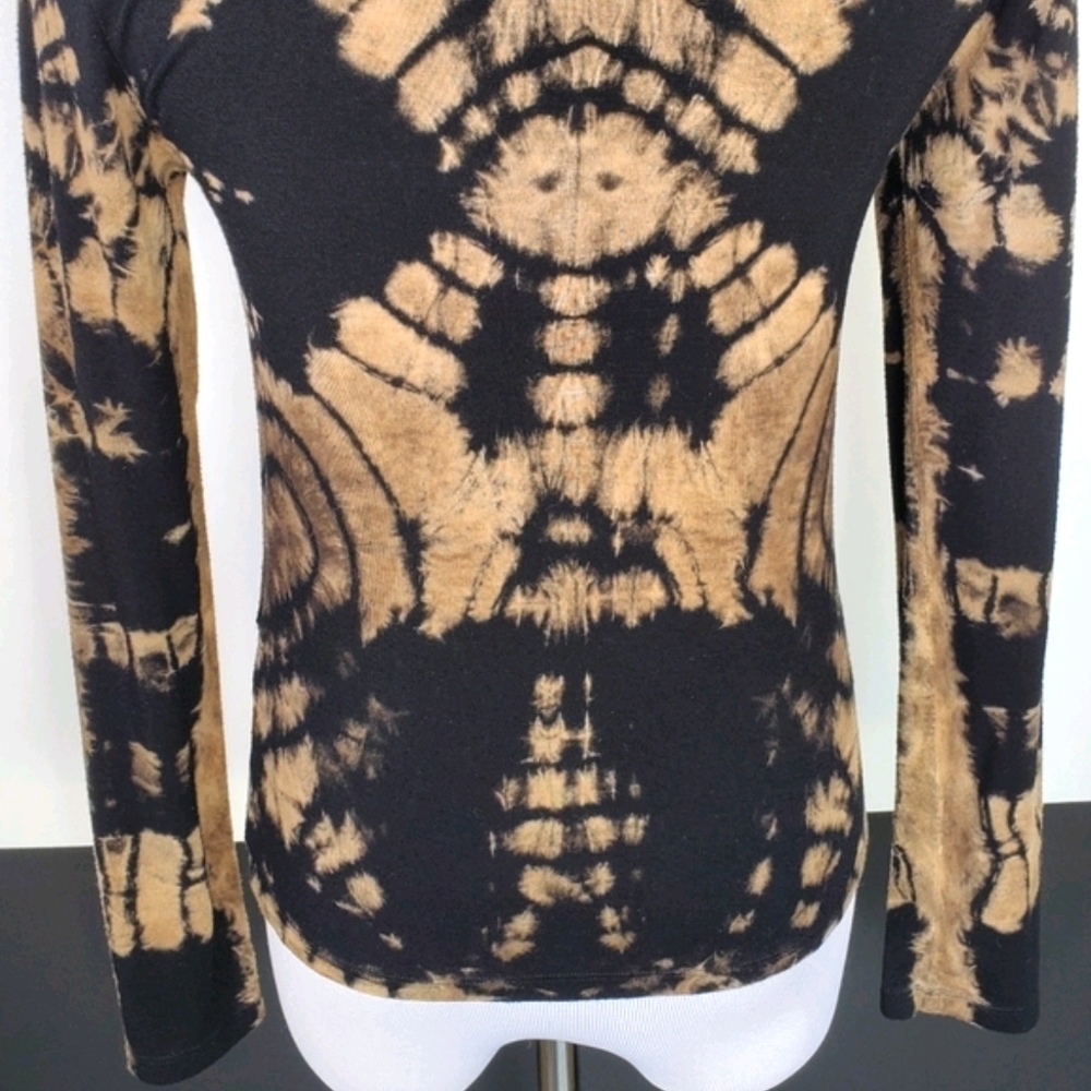 Custom Reverse Tiedye Long Sleeve Tee - Picture 7 of 12